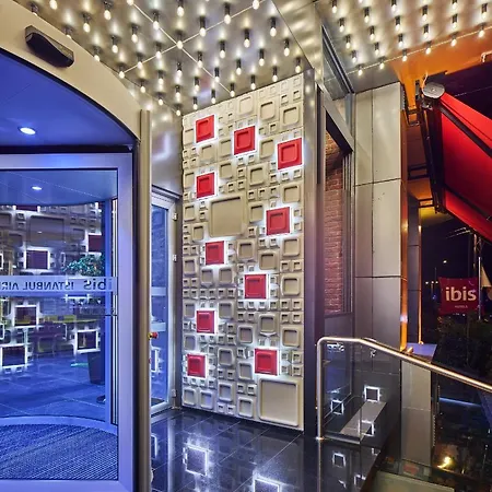 Ibis Airport Hotell