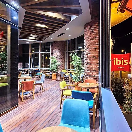 Hotel Ibis Airport