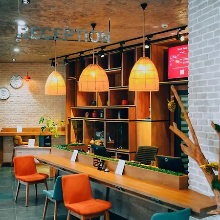 Hotel Ibis Airport