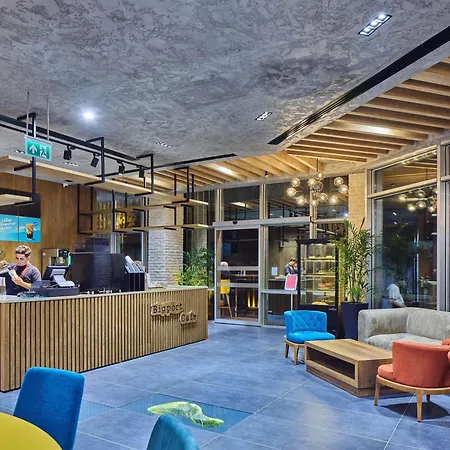Ibis Airport Hotel