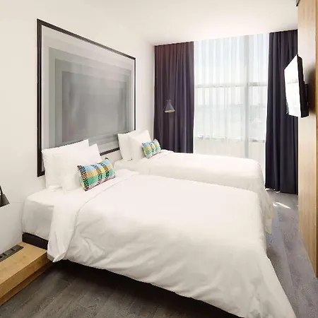 Ibis Airport 4*